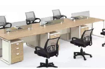 Ở Long Thành, Đồng Nai tìm mua bàn làm việc ở đâu?